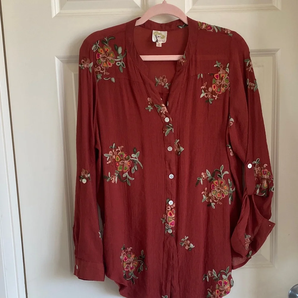 fig and flower Rust Red Floral Button-Up Blouse - Picture 1 of 4
